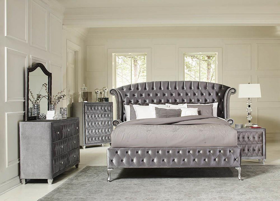 Deanna Bedroom Traditional Metallic Queen Bed