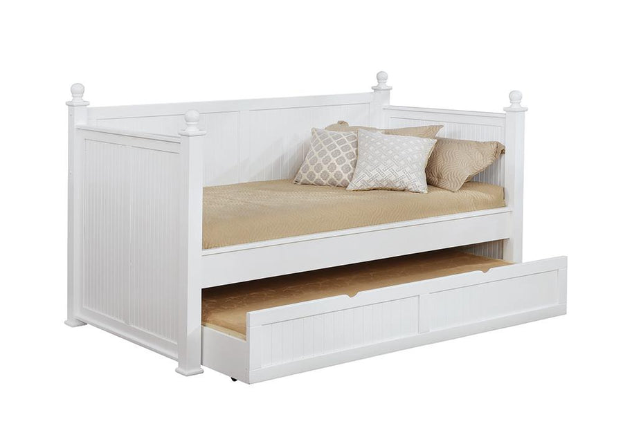 Wastal White Daybed