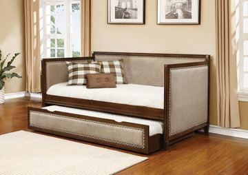 Traditional Oatmeal and Rich Amber Daybed